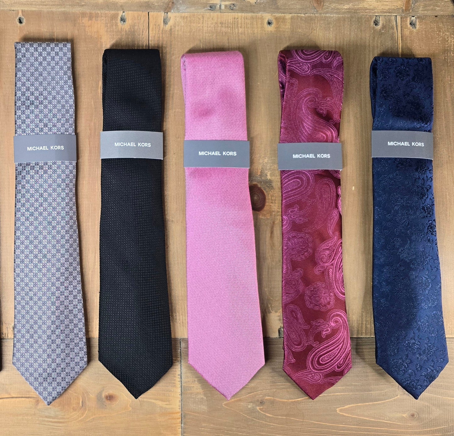 Michael Kors Mens Tie set