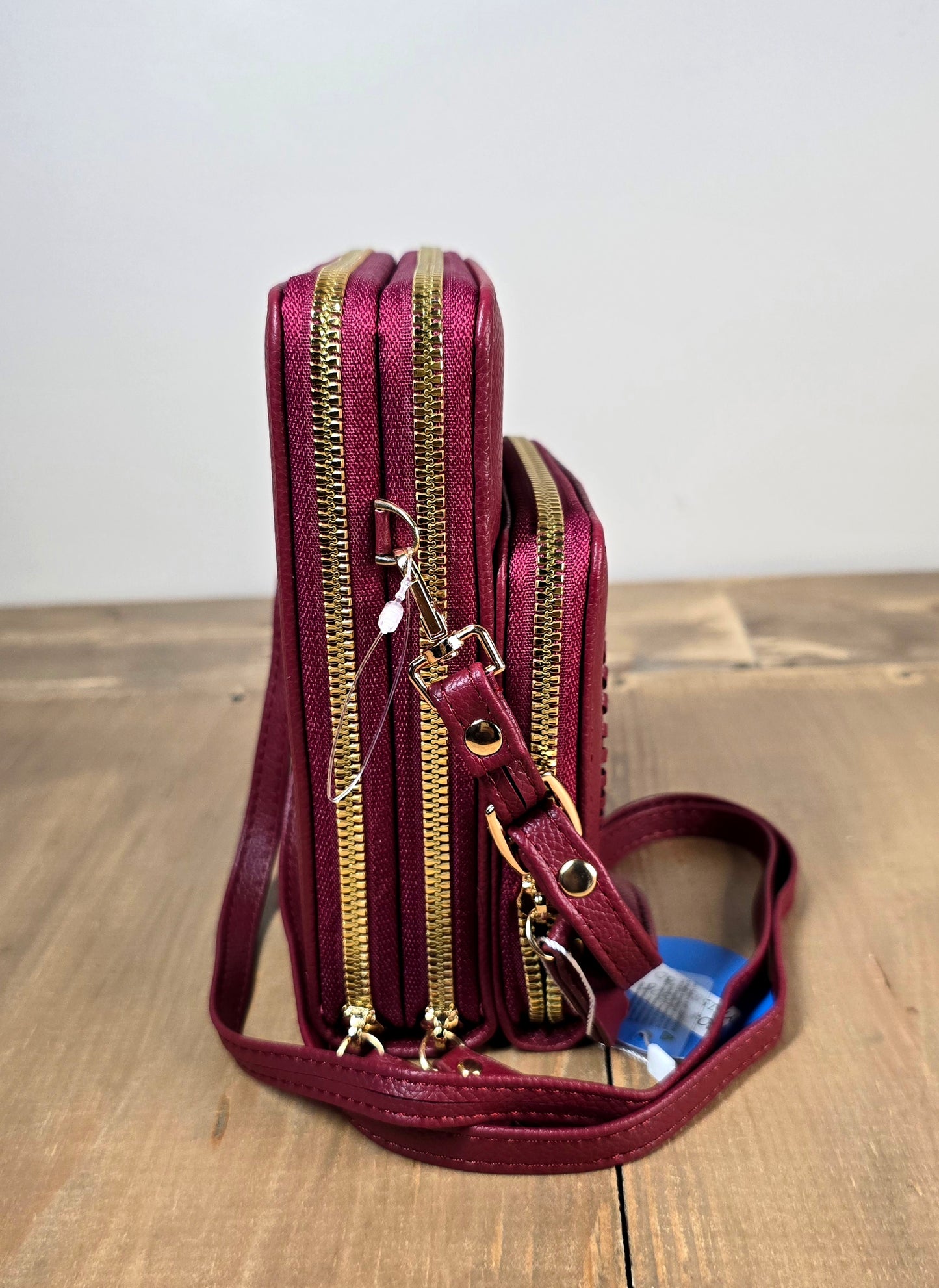 Chic Unlimited crossbody