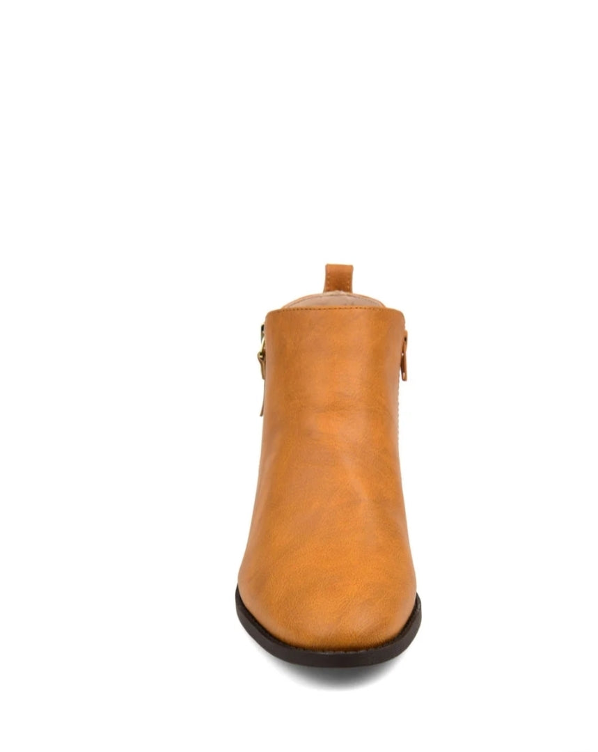 Journee Collection Women's Ellis Mustard 7.5M