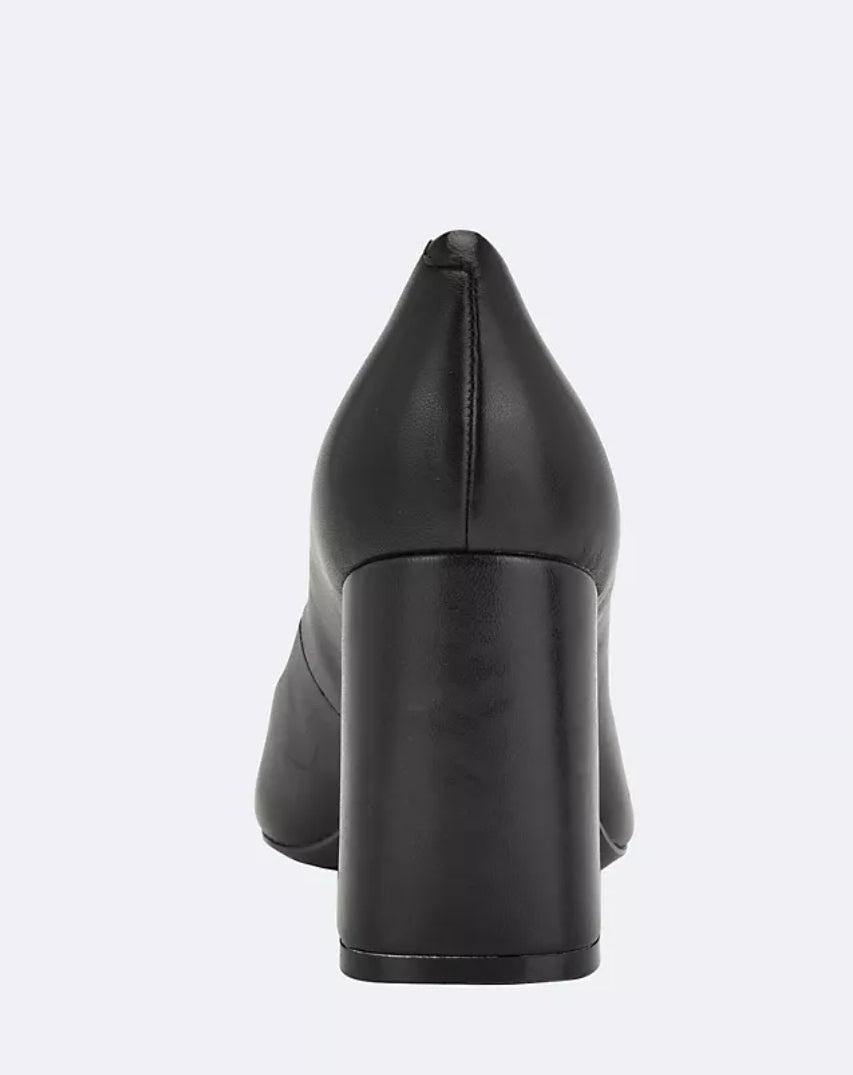 Calvin Klein Womens Saco Squa Black 7M