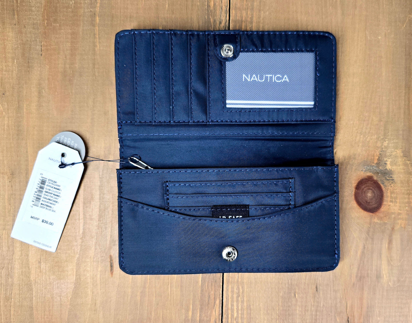 Nautica women's clutch/wallet